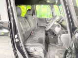 運転席シート廻りは使用感も少なく、良好な状態となっています。丁寧に使われていたことがよくわかりますね。