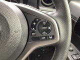 Hondaセンシングの機能のひとつ、アダプティブクルーズコントロール付!アクセルから足を離しても設定したスピードと前車との車間を保ち走行してくれます!車線維持もアシスト☆高速道路で疲労軽減ですね☆