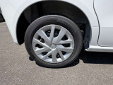 ☆お車についた傷やヘコミ、事故の修理もハヤシにお任せください。自社鈑金工場で修理ができますの安心です☆