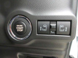 運転席からもスイッチ1つでリヤドアを開閉する事ができます。