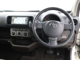 運転席廻りです。