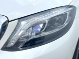 ●LEDヘッドライト:夜間走行時も良好な視界を確保し安心して運転できる高輝度LEDヘッドライトを装備!点灯速度が早く、消費電力も抑えられています。