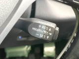 【クルーズコントロール】高速道路もラクラク走行。アクセルを離しても一定速度で走行ができ、長距離運転時の負担を軽減!加速・減速も簡単なスイッチ操作で調整できます。