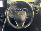 【ステアリングスイッチ】運転中、前方から目線をそらすことなく、オーディオ等の操作が可能な便利機能!安心&快適なドライブを演出してくれます♪