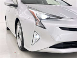 フォグランプ装着車です。暗い夜道の車両前方を明るく照らします