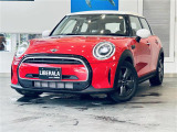 ◆LIBERALAは、輸入車選びの新たなスタイルを提案するインポート・セレクト・ブランドです。オーナー様となる方がクルマから直接感じる感性を第一にした、最良の一台との出会いをコーディネートいたします。