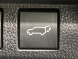 【パワーバックドア】スマートキーや運転席のボタンを押すだけでリアゲートが自動で開閉します!荷物を持っている時や、高い位置にあるバックドアを閉める際に便利な機能です♪