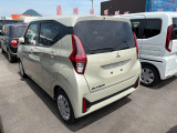 ☆お車についた傷やヘコミ、事故の修理もハヤシにお任せください。自社鈑金工場で修理ができますの安心です☆
