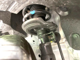 お車を安心してお乗りいただく為には、足回りの定期点検が欠かせません。サービスサポート(有償保証)では無料点検もご提供しており、安心のカーライフをお過ごしいただけるサポート体制が整っています。
