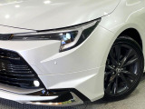 【LEDヘッドライト】悪天候や夜間走行時も良好な視界を確保し安心して運転できる高輝度LEDヘッドライトを装備!点灯速度が早く、消費電力も抑えられています。