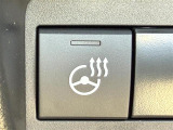 【ステアリングヒーター】冬場の寒い日に手がかじかんで運転が危険にさらされることもこれがあれば安心です!!ハンドルがじわっと暖かくなります♪