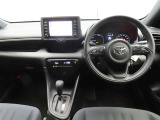 ぜひ展示車の運転席に座ってみてください。