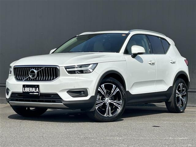 XC40 B4 AWD インスクリプション 4WD 4WD 本革シート