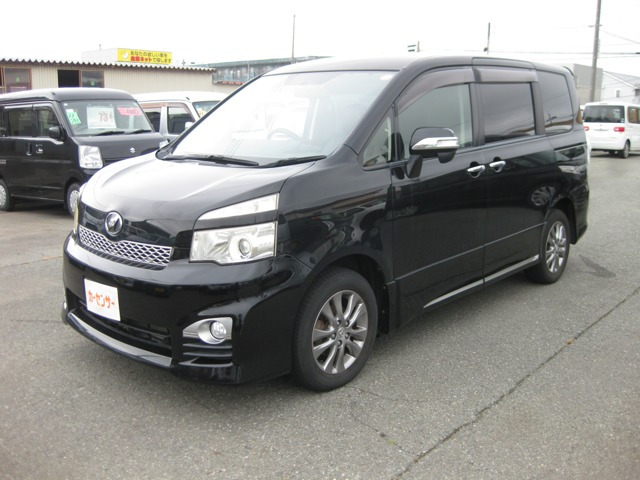 ヴォクシー 2.0 ZS 煌II 4WD 
