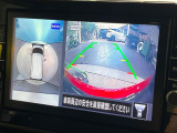 【アラウンドビューモニター】専用のカメラにより、上から見下ろしたような視点で360度クルマの周囲を確認することができます☆死角部分も確認しやすく、狭い場所での切り返しや駐車もスムーズに行えます。