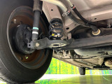 お車を安心してお乗りいただく為には、足回りの定期点検が欠かせません。サービスサポート(有償保証)では無料点検もご提供しており、安心のカーライフをお過ごしいただけるサポート体制が整っています。