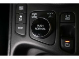 らくらく操作のマルチテレインセレクトAWDモードスイッチ!路面状態に応じた走行支援を3つのモードから選択できます。電動パーキングブレーキ搭載!スイッチ操作でパーキングブレーキを作動・解除できます