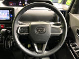 【純正革巻きステアリング】上質な革を使用することで、手にしっかり馴染みとても運転しやすいハンドルです♪
