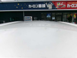 ルーフは建物が反射するくらい綺麗です。