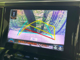 【バックカメラ】駐車時に後方がリアルタイム映像で確認できます。大型商業施設や立体駐車場での駐車時や、夜間のバック時に大活躍!運転スキルに関わらず、今や必須となった装備のひとつです!