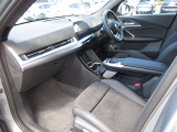 隅々まで正規ディーラークオリティを徹底。厳しい認定中古車基準をクリアした、自信を持ってお届けできる美車です。細やかな状態や気になる箇所がございましたら、個別にビデオメッセージをお送りする事も可能です!