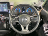 【ステアリングスイッチ】運転中、前方から目線をそらすことなく、オーディオ等の操作が可能な便利機能!安心&快適なドライブを演出してくれます♪