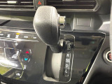 【フロアCVT】無段階変速機能でスムーズな走行をお楽しみいただけます♪エンジンパワーを無駄なく車輪に伝えるから低燃費にも貢献!