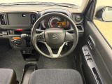 このハンドルを握った時に、車を所有している優越感を味わえますね
