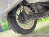 お車を安心してお乗りいただく為には、足回りの定期点検が欠かせません。サービスサポート(有償保証)では無料点検もご提供しており、安心のカーライフをお過ごしいただけるサポート体制が整っています。