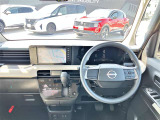 視界も広くゆったりとしているので、どなたでも運転しやすい車になっています!.