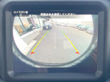 ●ガイドライン付きバックカメラ:不安な駐車もこれで安心!ガイドライン付きなので狭い箇所での駐車もラクラクです!
