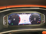 デジタル液晶メーター&rdquo;Digittal Cockpit Pro&rdquo;です。画面の切り替えは、ハンドルのボタンで簡単に操作ができます。