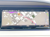 ●メルセデスベンツ純正ナビ:一体感のあるナビは、高級感ある車内を演出してくれます。オーディオ機能も充実しておりますので、運転もより楽しめます♪
