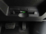 ETCを装備しています。高速道路の料金が後払いなので、料金所で止まることが無く、ノンストップでスイスイ進めます。