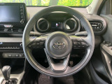 【純正革巻きステアリング】上質な革を使用することで、手にしっかり馴染みとても運転しやすいハンドルです♪