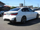 BMW・MINI認定中古車には2年間または1年間の無料保証を付帯。ご購入後も安心して、BMW・MINIならではの走りをお楽しみいただけます。