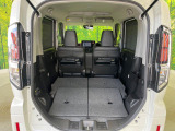 普段のお買い物や通勤、送迎等に十分な荷室スペースを確保しております。セカンドシートを倒すと、大きな荷物の積載も可能です♪