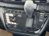 【オートエアコン】 設定温度は一定のまま、1年中、車内は快適空間♪快適温度♪