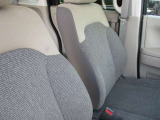 安心の保証内容。未使用車は「3年または6万km」まで、中古車は「1ヶ月または1千km」まで無償保証。延長保証もございますので、詳しくはスタッフまで。