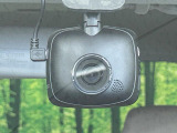 【ドライブレコーダー】ドライブレコーダー装備!走行中はもちろん、あおり運転や事故に遭遇した際、映像で記録し、万一のリスクに備えます。※記録用SDカードはお客様ご自身でご準備いただく必要があります。