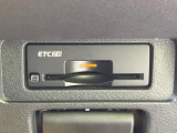 【ETC】高速道路の料金所をストレスなく通過!話題のスポットやサービスエリアに多い「スマートIC」利用時は必須のアイテムです。当店でセットアップを実施、ご納車当日からすぐにご利用いただけます!