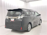 走りにこだわりながら収納力も持ち合わせたお車です。荷物を載せて軽快なドライブを楽しめますよ♪