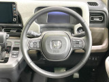 【純正革巻きステアリング】上質な革を使用することで、手にしっかり馴染みとても運転しやすいハンドルです♪