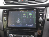 ナビゲーションは純正9インチメモリーナビ(MM517D-L)を装着しております。AM、FM、CD、DVD再生、Bluetooth、音楽録音再生、フルセグTVがご使用いただけます。
