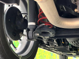 お車を安心してお乗りいただく為には、足回りの定期点検が欠かせません。サービスサポート(有償保証)では無料点検もご提供しており、安心のカーライフをお過ごしいただけるサポート体制が整っています。
