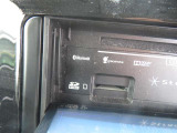 CDDVD再生できます。SDカードでの録音再生も可能です。