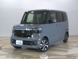 ホンダカーズ東京中央加平店へようこそ。 当社デモカーお墨付き車両。人気車両で充実装備の一台。お薦めです。