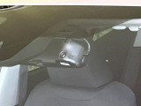 【ドライブレコーダー】ドライブレコーダー装備!走行中はもちろん、あおり運転や事故に遭遇した際、映像で記録し、万一のリスクに備えます。※記録用SDカードはお客様ご自身でご準備いただく必要があります。