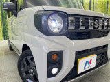 【LEDヘッドライト】悪天候や夜間走行時も良好な視界を確保し安心して運転できる高輝度LEDヘッドライトを装備!点灯速度が早く、消費電力も抑えられています。