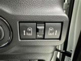 両側電動スライドドアで狭い所でも乗り降り楽々です!